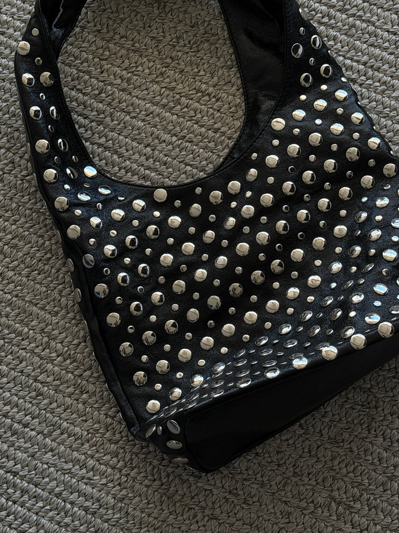 Sac a main clouté (grand modèle)