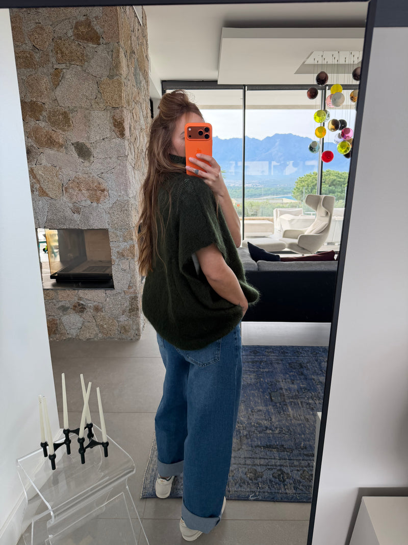 Pull sans manche col roulé