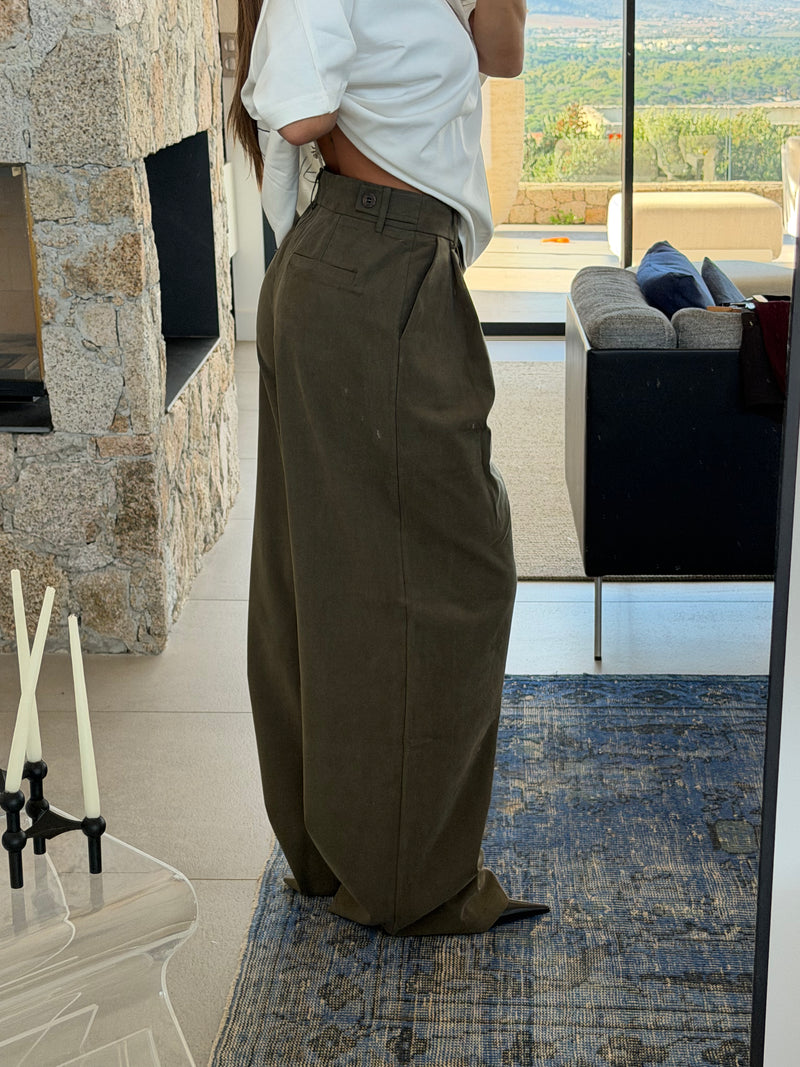 Pantalon fluide à plis